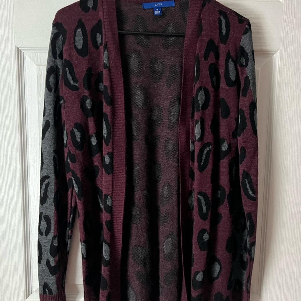 Apt. 9 Women's Burgundy Leopard Print Sweater